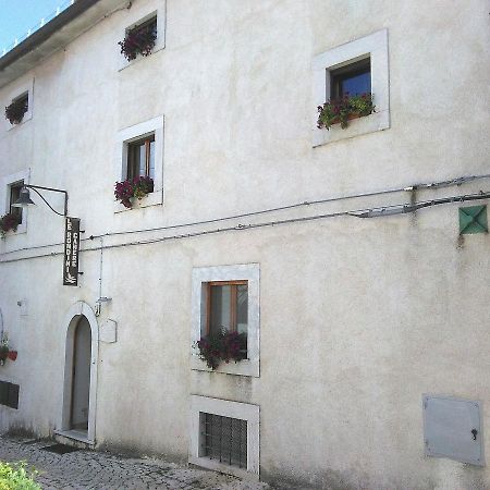 Affittacamere Le Rondini Civitella Alfedena Dış mekan fotoğraf